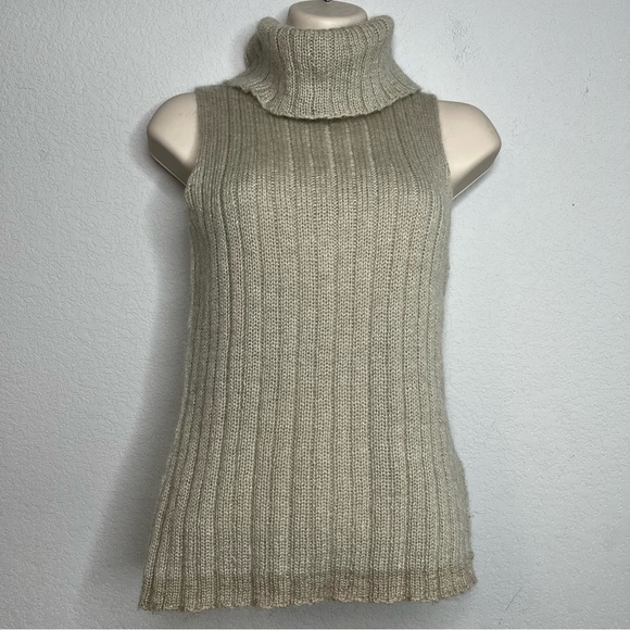 J. Crew Women Turtleneck Sweater Small Mohair Wool Academia Normcore - Picture 1 of 7